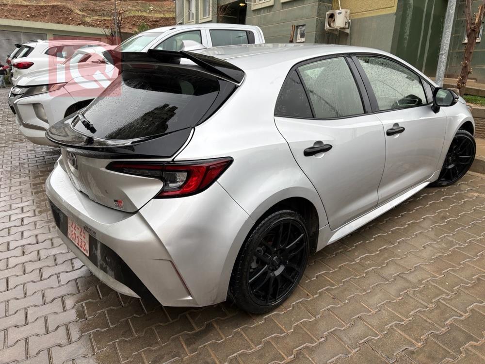 تويوتا كورولا هاتشباك